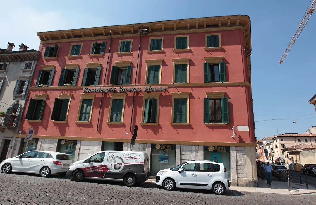 Verona House Aparthotel-1